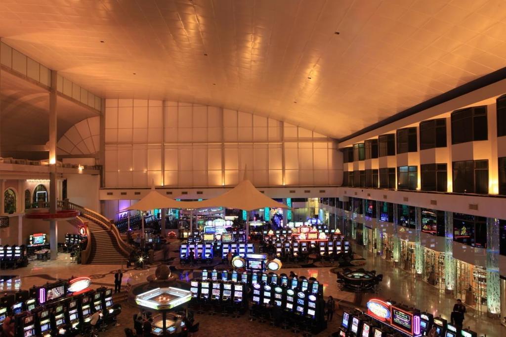 Holiday Palace Ou Chrov Exterior photo